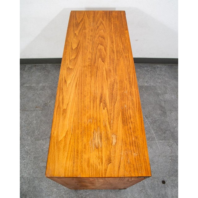Mid-Century Modern Mid Century Modern Desk Office Campaign Wood Brass Trim 4 Drawer Vintage MCM For Sale - Image 3 of 12