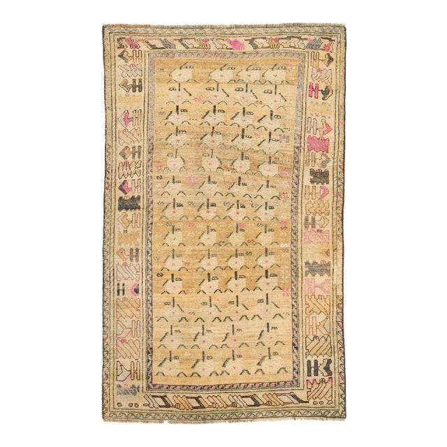 Antique Persian Shiraz Beige Wool Rug With Trabal Pattern For Sale