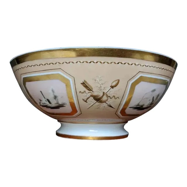 Antique Early 19th Century French Empire Porcelain Bowl Decorated with Trophies and en Grisaille Landscapes For Sale