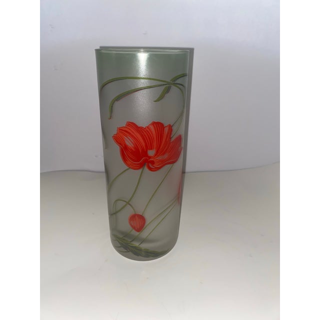 A hand painted beauty straight from natures treasure trove Very very pretty! The perfect spot for your lily stems, orchids...