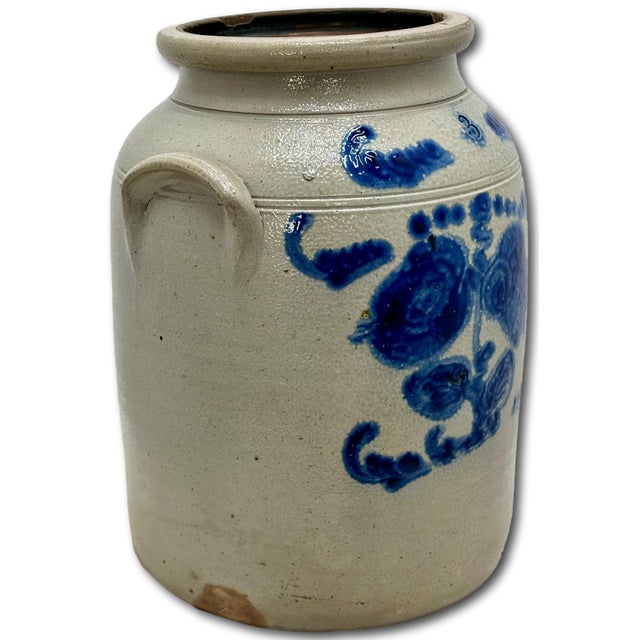 Ourtstanding Antique Large 3 Gallon Size American Blue Hand Decorated Stoneware Butter Churn - Circa 1870s For Sale In Boston - Image 6 of 18