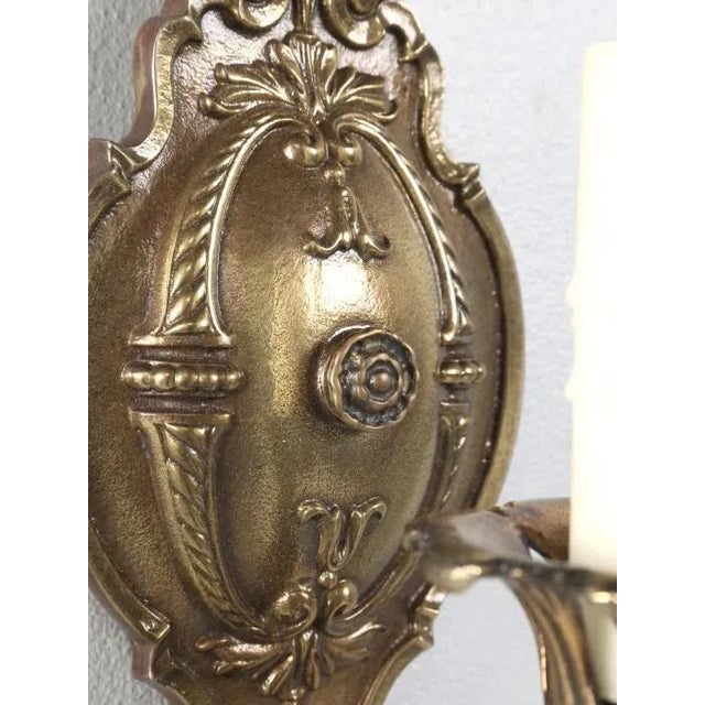 American Single Brass Sconce For Sale - Image 9 of 13