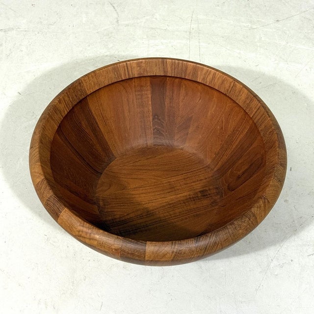 1960s Large Teak Bowl by Richard Nissen, Denmark, 1960s For Sale - Image 5 of 11