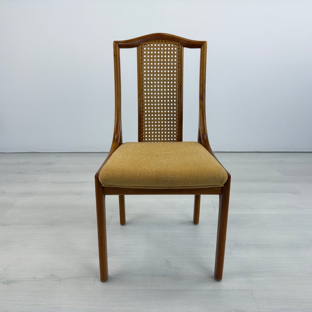 Mid-Century Modern Danish Dining Chairs – Set of 6 For Sale In New York - Image 6 of 13