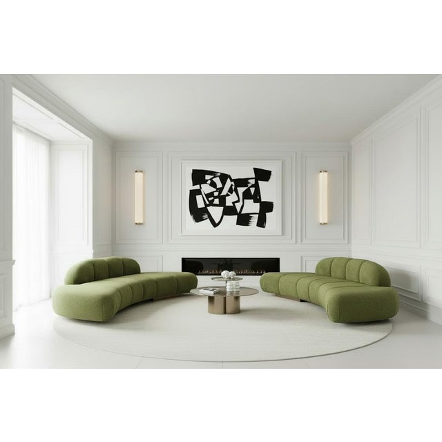 Modern Le Croissant Modern Curved Sofa in Green For Sale - Image 3 of 11