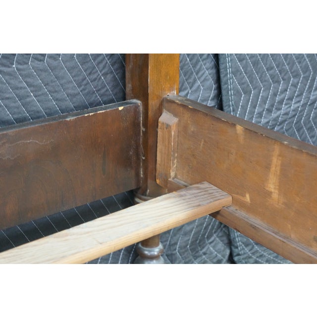 Antique Early American Colonial Style Mahogany 4 Post Acorn Finial Full Size Bed For Sale - Image 16 of 18