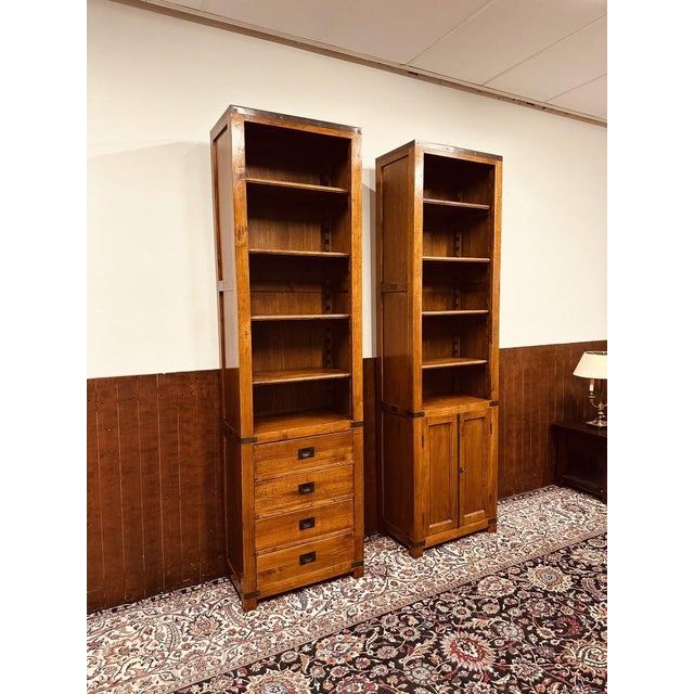English Bookcase in Oak For Sale - Image 3 of 18