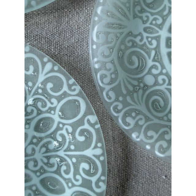 White Vintage Higgins Glass Plates Signed Mid Century Modern Frosted Art Glass 7 Inch Dessert Plates - Set of 6 For Sale - Image 8 of 12