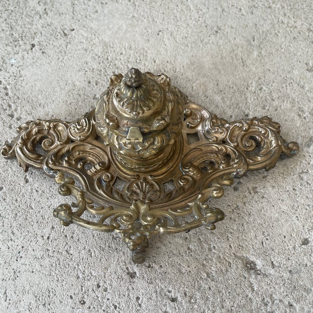 1950s Vintage Heavy Cast Brass Inkewll For Sale - Image 5 of 7