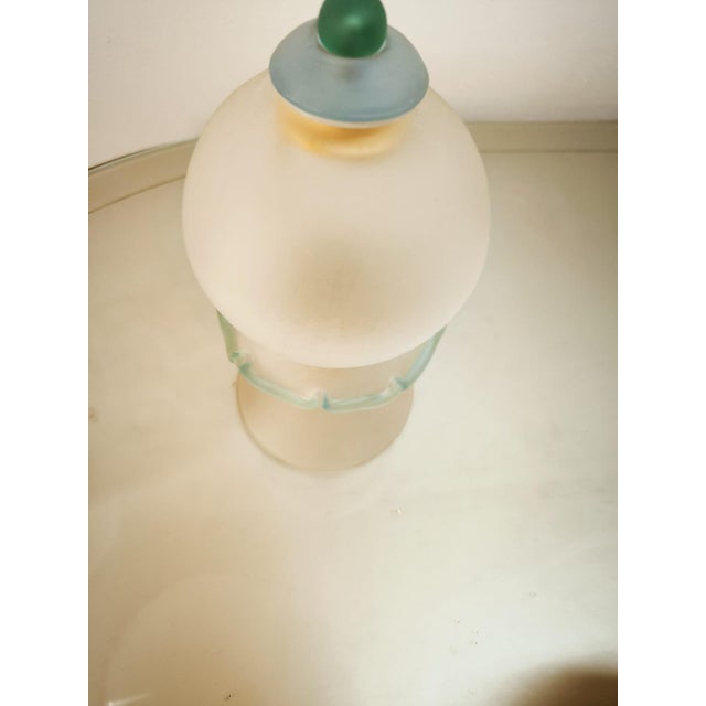 Mid-Century Modern Table Lamp in Satin Murano Glass For Sale - Image 3 of 18
