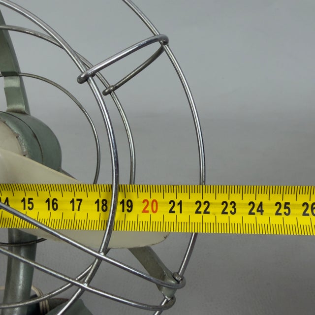 Vintage Metal Table Fan from Marelli, 1960s For Sale - Image 9 of 11