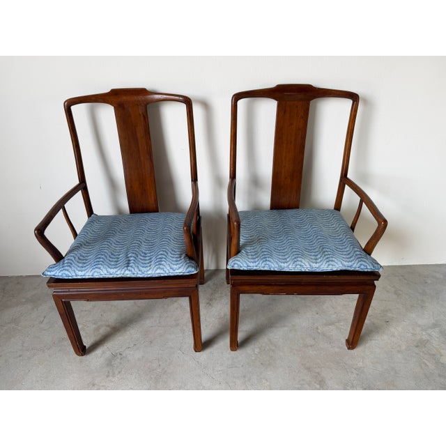 Vintage Henredon Hollywood Regency Chinoiserie Sculpted Mahogany Dining Armchairs – Pair For Sale - Image 4 of 16