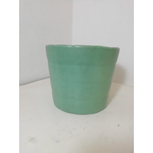 Art Deco ceramic vase designed by Giovanni Gariboldi for Richard Ginori San Cristoforo. Beautiful original modernist vase...
