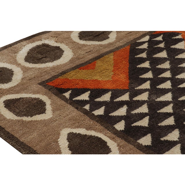 Rug and Kilim’s Navajo Style Rug in Orange and Brown With Geometric Patterns For Sale In New York - Image 6 of 8