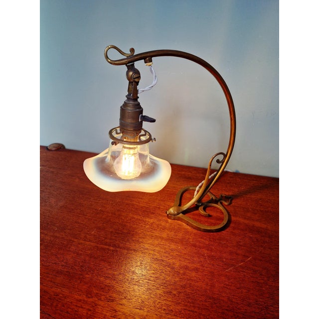 Art Nouveau Table Lamp in Bronze and Brass with Opalescent Glass Shade, France, 1900s For Sale - Image 4 of 14