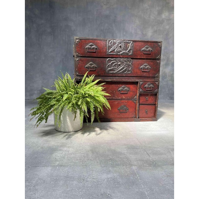 Dimensions: height 97 cm, width 103 cm, depth 42 cm. An impressive antique Japanese isho-dansu dating from the Meiji...
