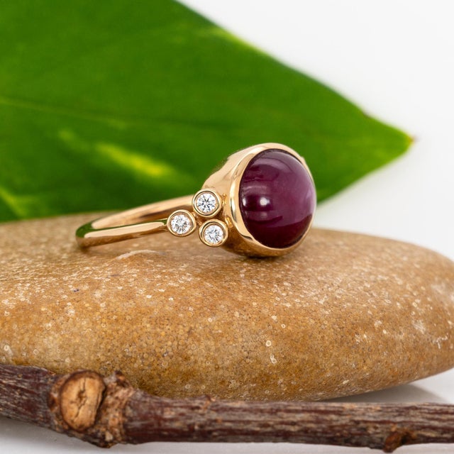 7.1cts East - West Star Ruby Ring With Natural Diamonds Accents: Solid 14k Gold, Size 6.75 For Sale In Columbus - Image 6 of 8