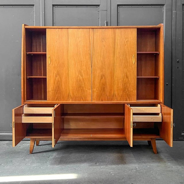 Mid-Century Highboard with Display For Sale - Image 3 of 18
