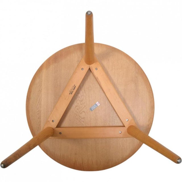 Wood AT008 Coffee Table in Oak by Hans Wegner, 1960s For Sale - Image 7 of 9