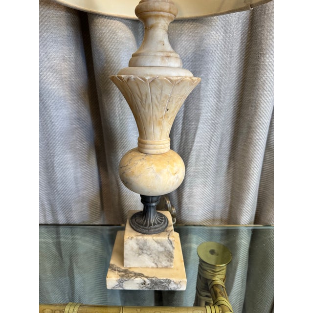 Beautiful rare, 1930s hand carved Italian marble vase shaped table lamp. Original condition. Linen lampshade (12” D x 8.5”...