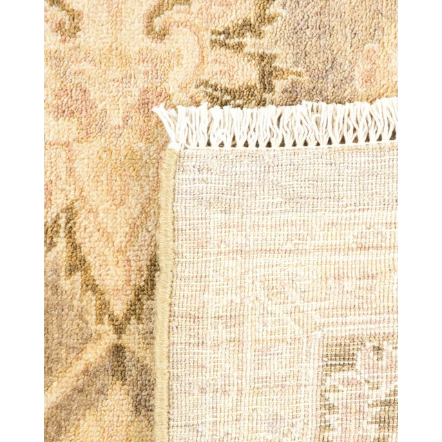 1990s Vintage Traditional Hand Knotted Wool Area Rug, Gray - 6'0" X 7'7" For Sale - Image 5 of 9