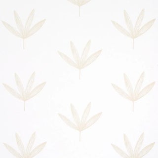 Sample - Schumacher Rue Wallpaper in Sand For Sale
