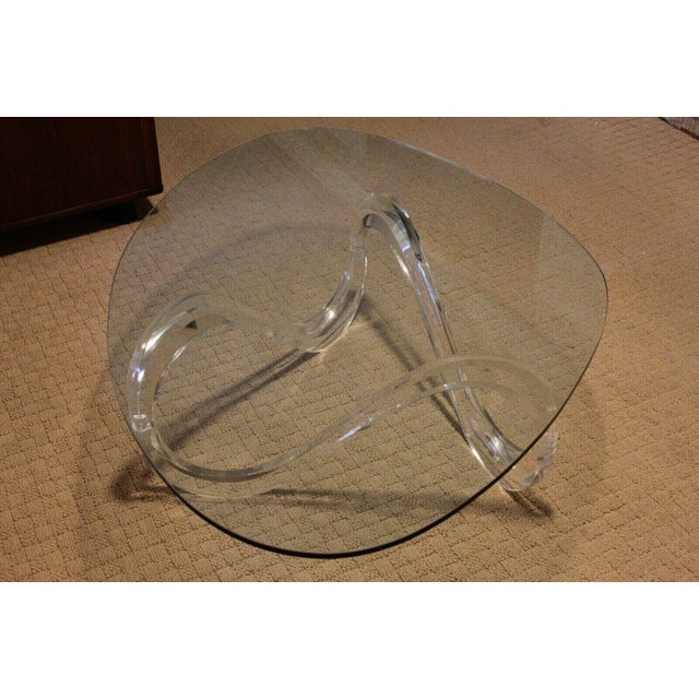 1980s Shlomi Haziza Coffee Table With Lucite Acrylic & Glass Post For Sale - Image 5 of 11