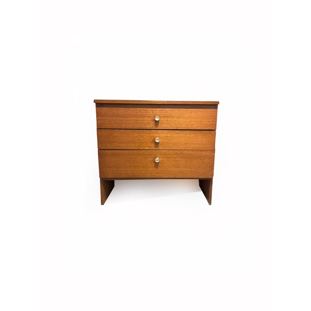 Wood Vintage Meredew Chest of Drawers in Light Oak, 1960s For Sale - Image 7 of 12