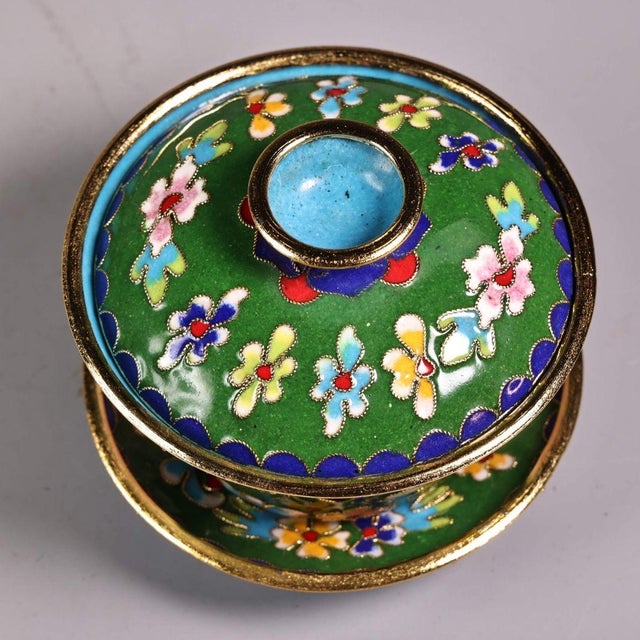 Mid 20th Century Vintage Cloisonne Enamel Lidded Tea Bowls Gaiwan Sets - Pair For Sale - Image 5 of 8