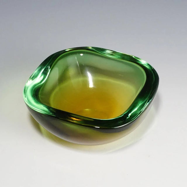 Mid-Century Modern A Gino Cenedese Attr. Sommerso Glass Bowl Ca. 1960 For Sale - Image 3 of 7