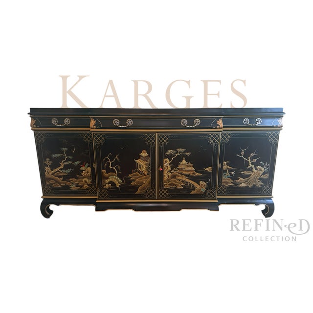 This exceptional 1984 Karges Furniture credenza represents the pinnacle of American Chinoiserie production during the late...