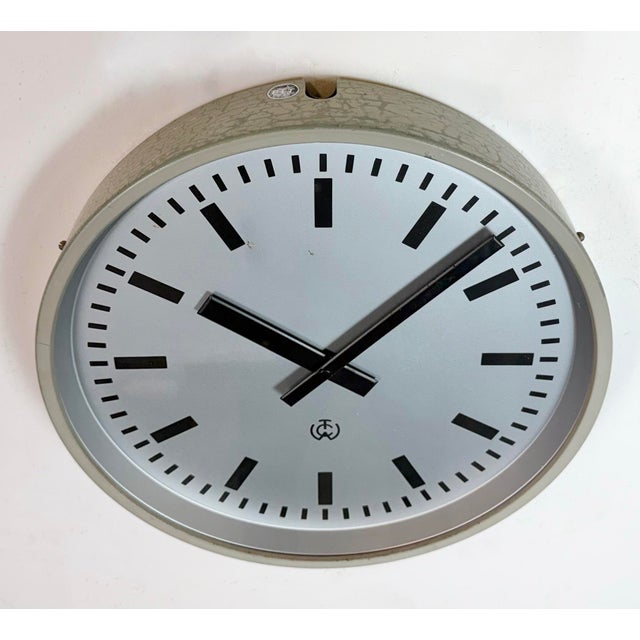 Vintage Industrial Station Wall Clock from TCW, 1960 For Sale - Image 4 of 17
