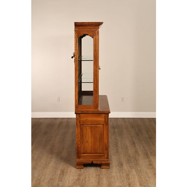 Ethan Allen Traditional Oak Lighted China Cabinet For Sale - Image 16 of 18