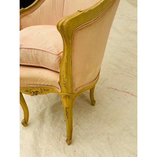 70's Vintage Louis XV Style French Corner Chair Soft Pink For Sale - Image 4 of 9