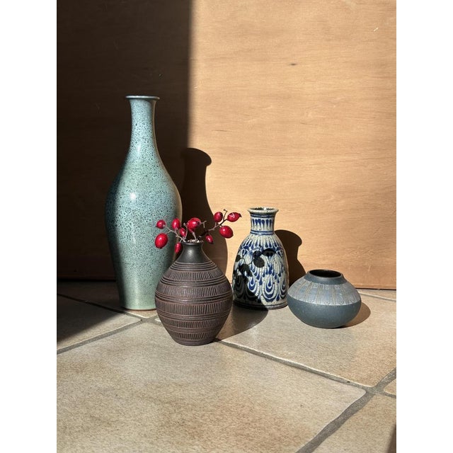 Hand-Thrown Studio Ceramic Vase with Incised Decoration by Eva Kumpmann, Göttingen, Germany, 1960s For Sale - Image 10 of 11