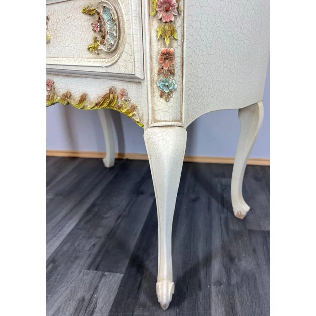 French Louis XIV Chest of Drawers For Sale - Image 10 of 16