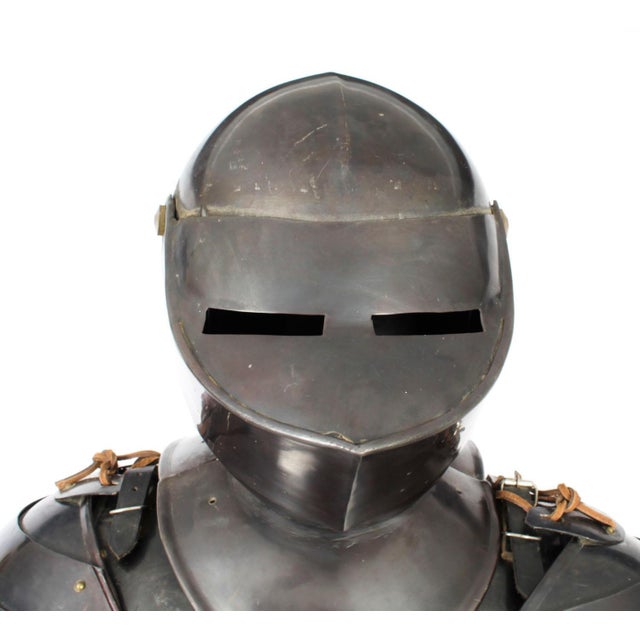 Complete Suit of Armour, Castell Gyrn, 20th Century For Sale - Image 6 of 18