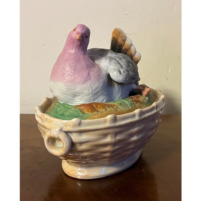 Antique 19th Century English Staffordshire Bird Box in the Form of a Pigeon on a Nest For Sale - Image 11 of 14
