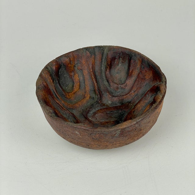 Vintage Signed Ceramic Studio Bowl With Canyon Design in Flaming Copper Finish For Sale - Image 4 of 8