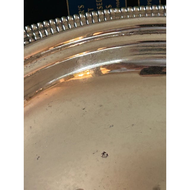 Silver Mid 20th Century Sheets-Rockford Silver Plate Pedestal Flower Bowl With Gadrooned Border 11.5” Centerpiece For Sale - Image 8 of 9