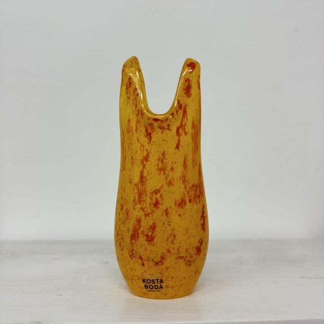 Bathing Suit Vase by Kjell Engman for Kosta Boda, Sweden, 1980s For Sale - Image 17 of 18