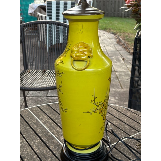 Mid-Century Modern Stunning Porcelain Table Lamp :Mcm Vintage Hollywood Regency Rare For Sale - Image 3 of 4