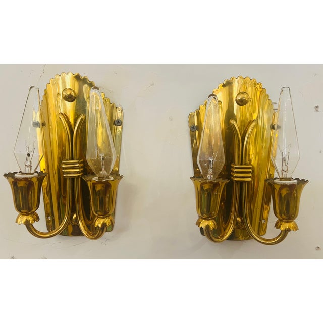 Pair of 1960s Golden Brass Regency Italian Mid Century Wall Lamps For Sale In New York - Image 6 of 11