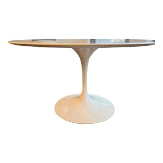 Saarinen Dining Table -- 54 Inches, Like New For Sale