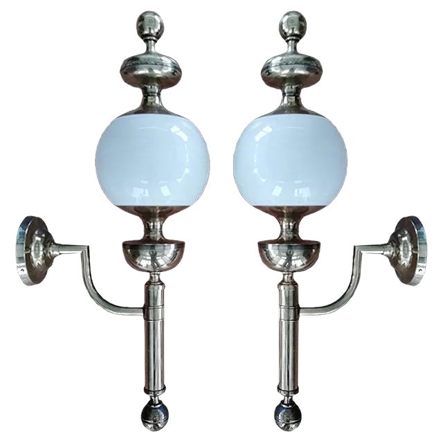 Italian Wall Lamps, 1970s, Set of 2 For Sale