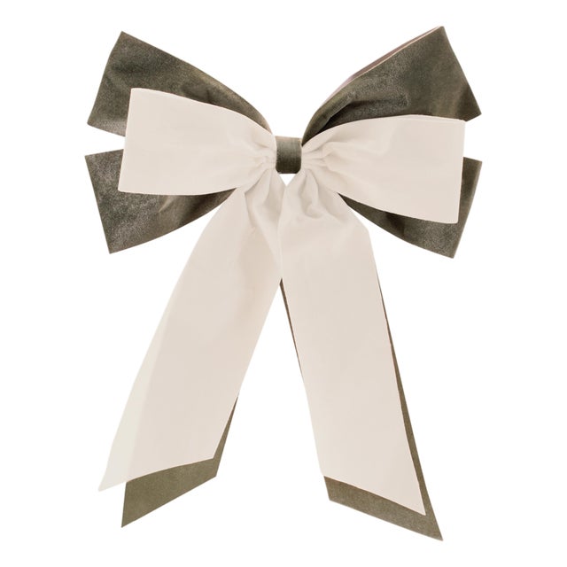 Double Bow Ornament (Set of 2) For Sale