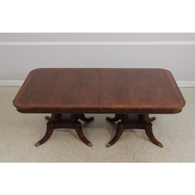 Traditional Henredon Mahogany Double Pedestal Inlaid Dining Table For Sale - Image 3 of 17