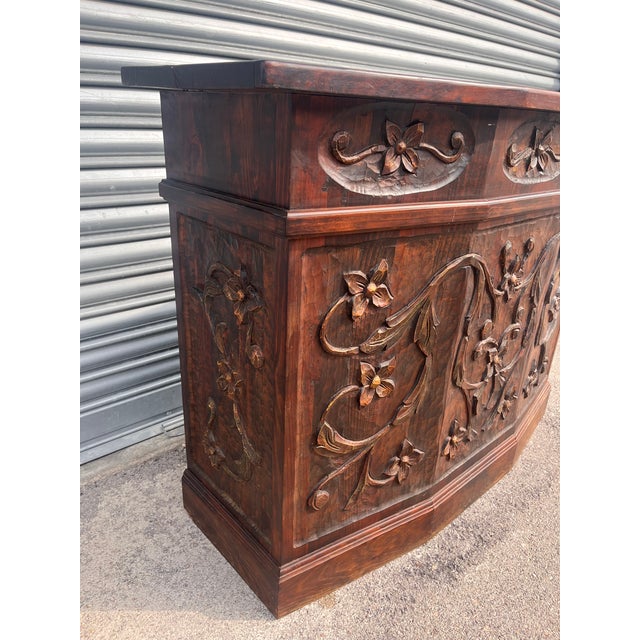 Antique Counter in Carved Wood, 1890s For Sale - Image 3 of 15