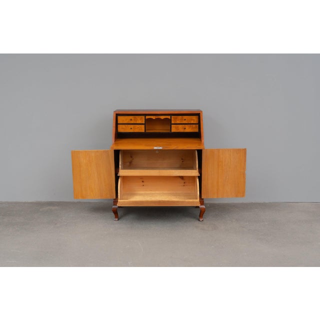 Wood Art Nouveau Secretary Desk in Oak, Early 20th Century For Sale - Image 7 of 18