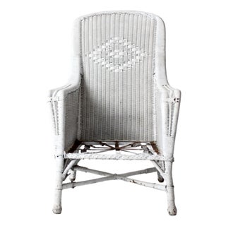 Antique White Wicker Porch Chair For Sale